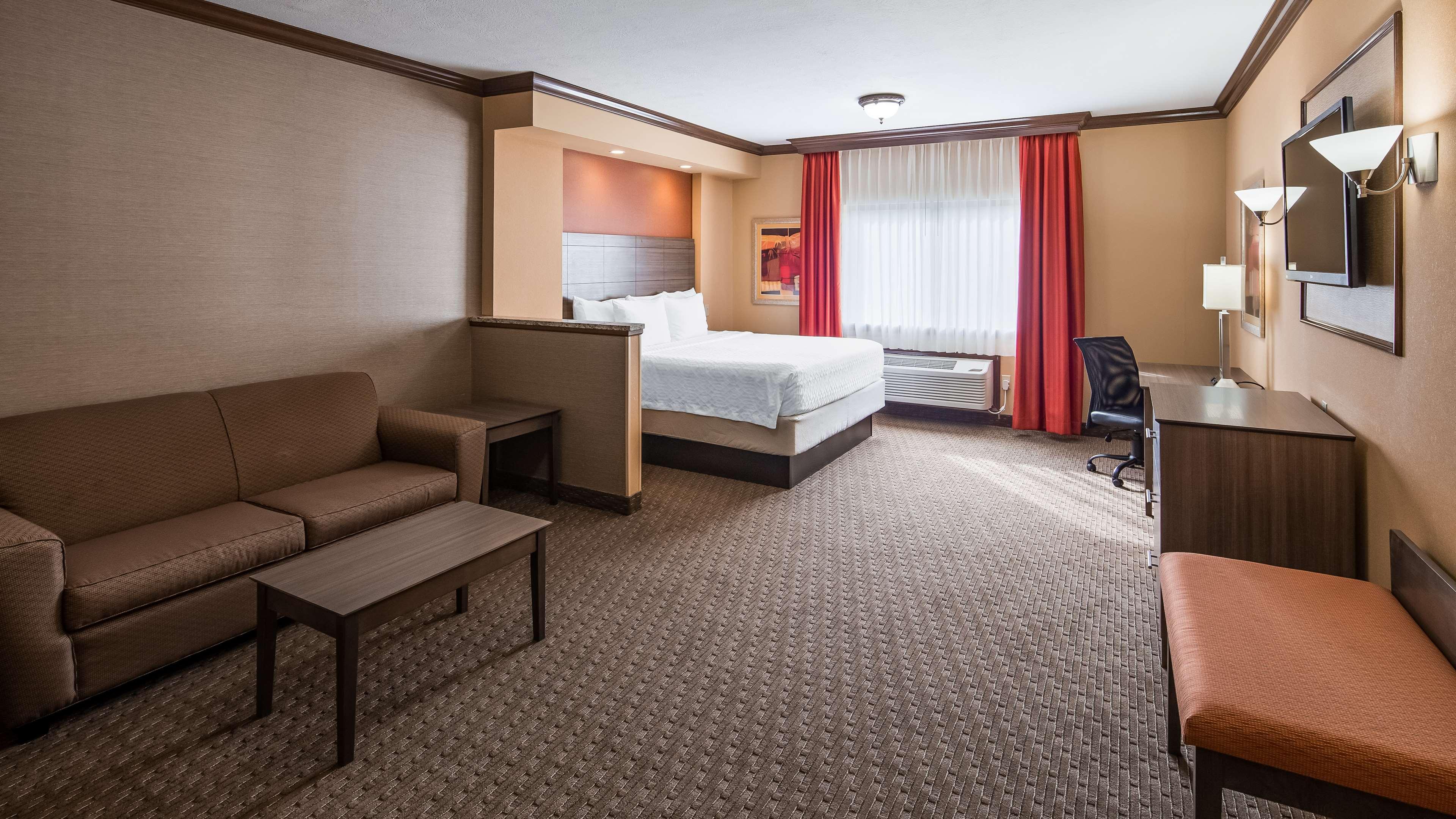 Best Western Plus North Canton Inn & Suites Екстер'єр фото