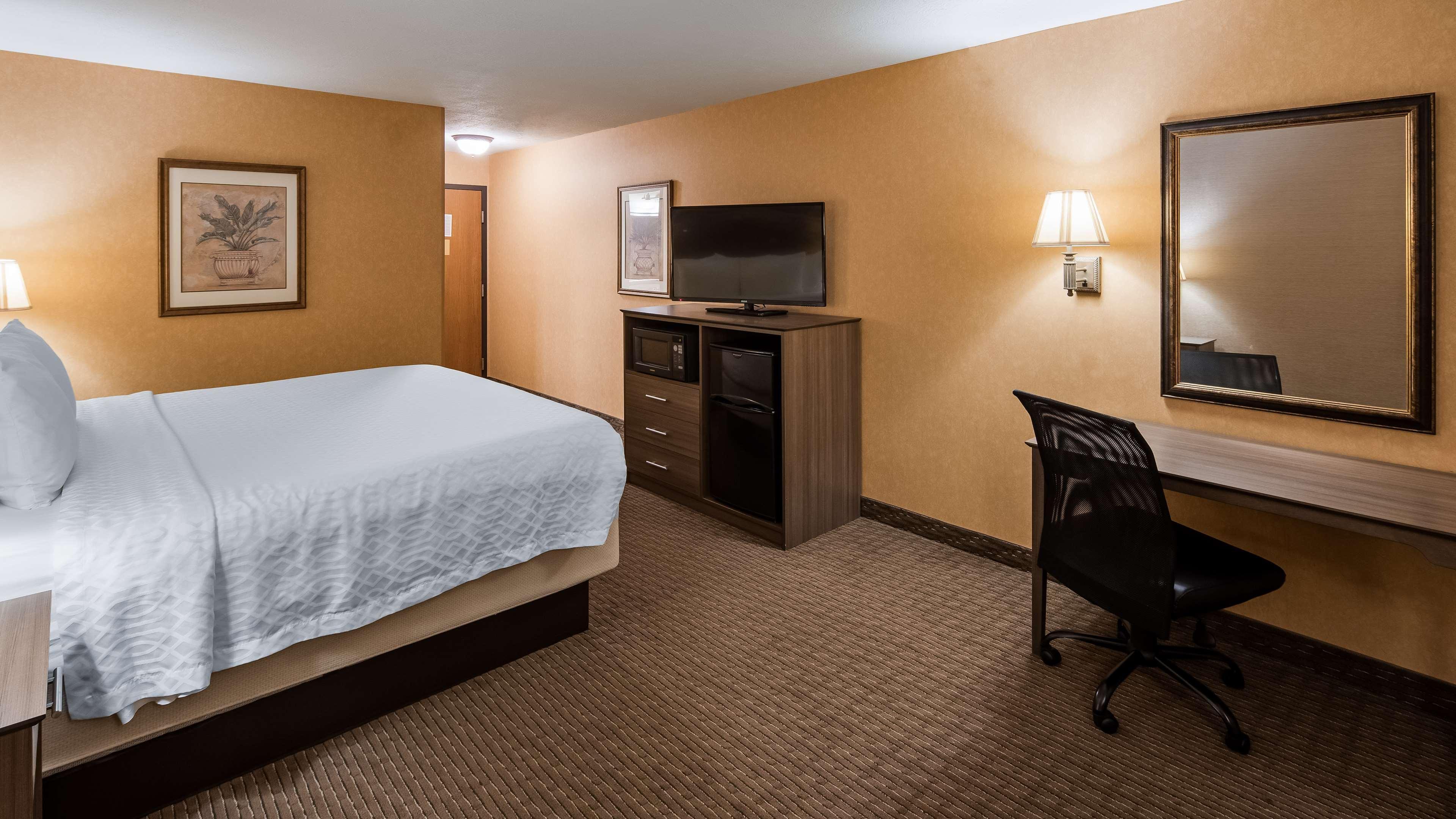 Best Western Plus North Canton Inn & Suites Екстер'єр фото