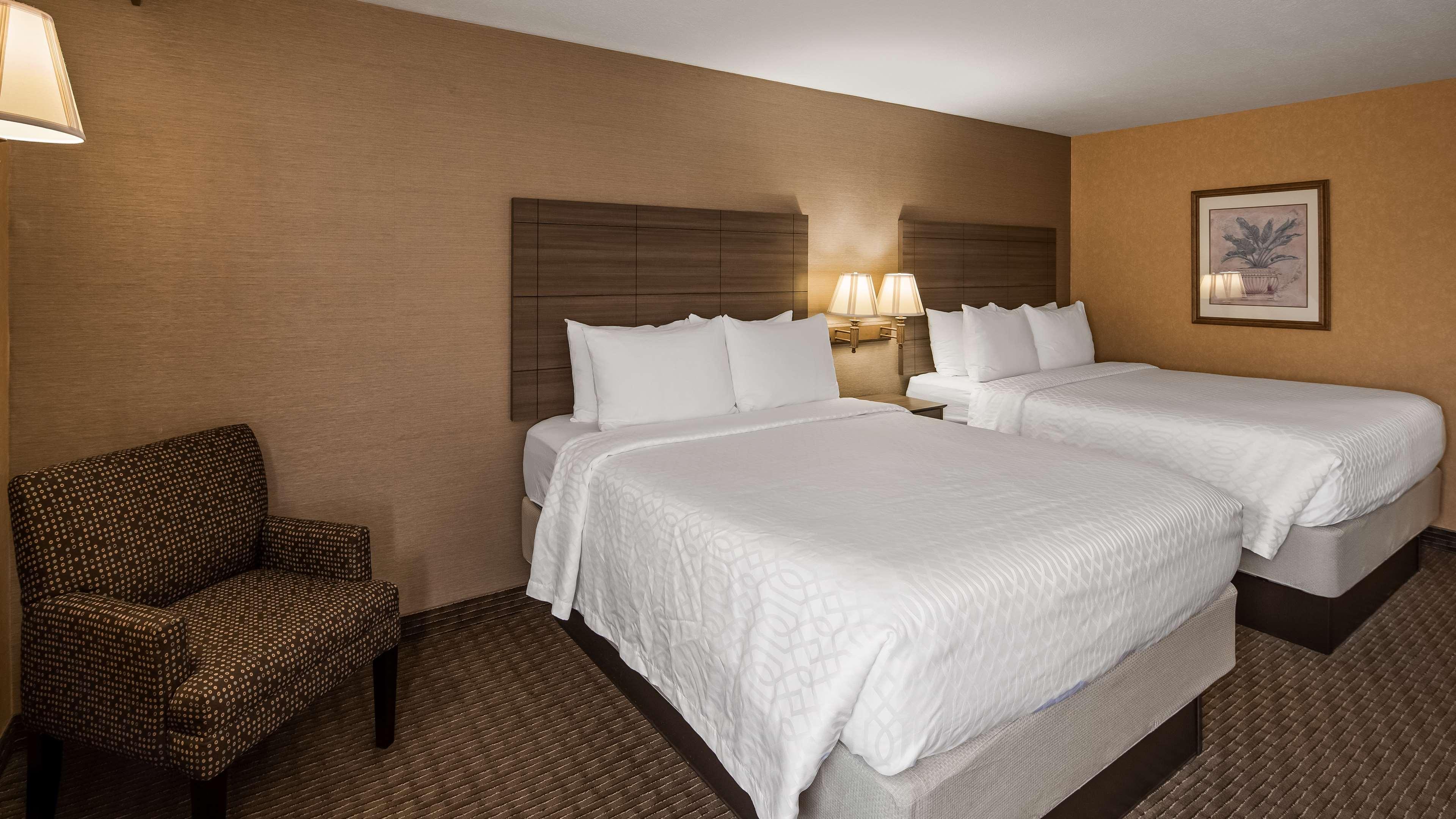 Best Western Plus North Canton Inn & Suites Екстер'єр фото